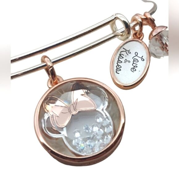 Minnie Mouse Disney  Charm Bracelet Official Jewlery - Picture 6 of 13